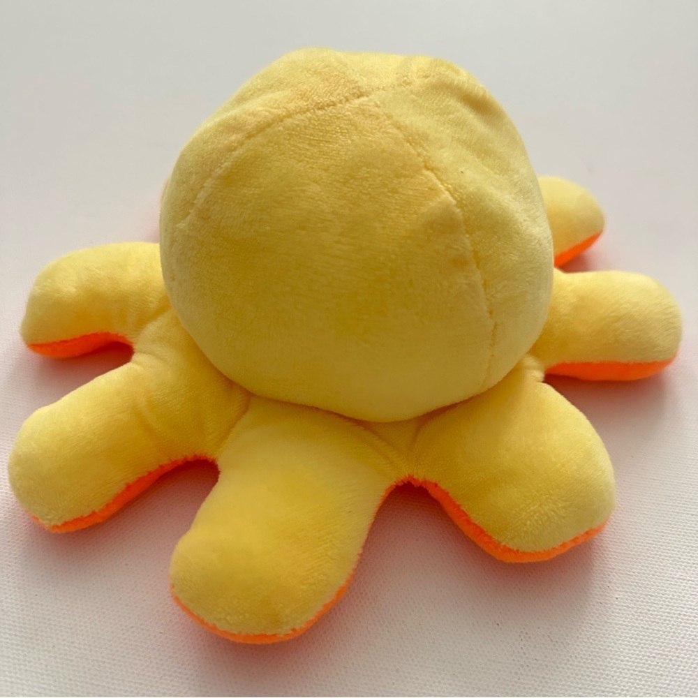 Reversible Plush Octopus - Picture 5 of 11